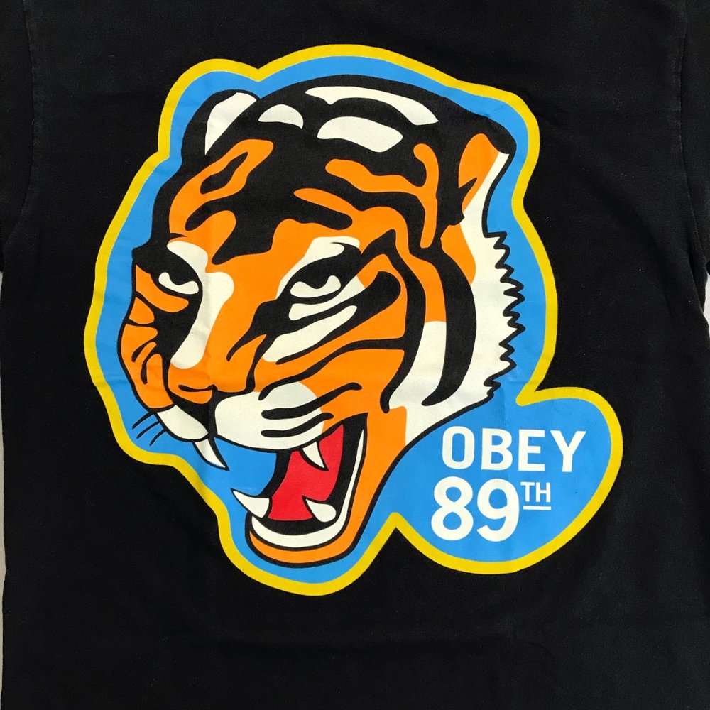 OBEY 89th T-Shirt S/M Roaring Tiger Skater Street Pop Art Bold Black - Picture 4 of 7